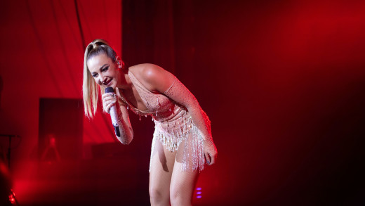 �1758415 �������(a): ����������:3200x1800